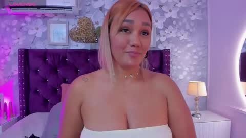 violeta_medina online show from November 22, 10:29 am