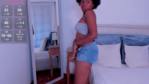 Snapshot of violeta_ruiz_ chatting on January 23, 10:33 pm violeta_ruiz_ online show from January 23, 10:33 pm