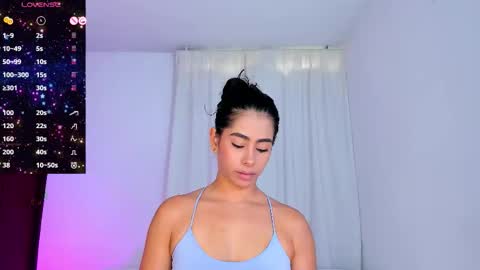 Violeta online show from December 18, 12:10 pm