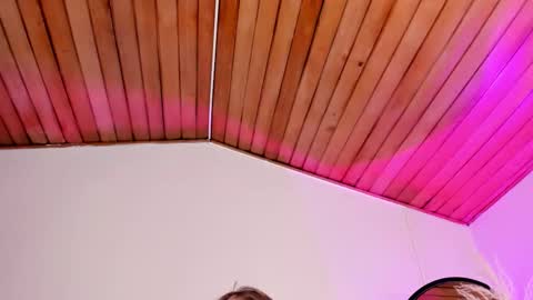 Call me Violet online show from November 14, 3:56 pm