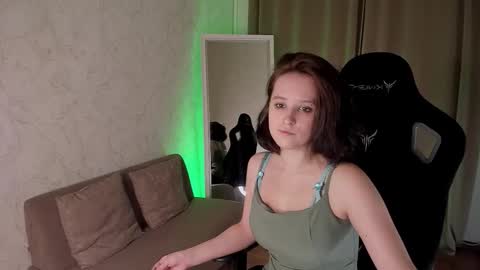 Violet online show from November 27, 4:54 pm