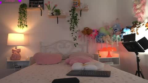 violeth___ online show from April 29, 10:18 am