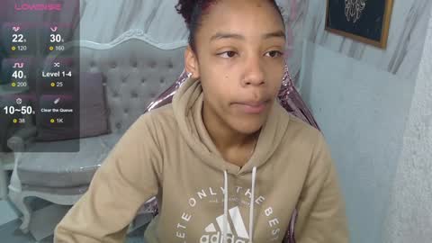 violeth_b online show from December 29, 12:45 pm