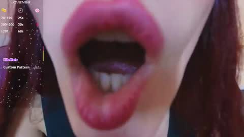 violeth_rosse_ online show from July 27, 1:52 pm