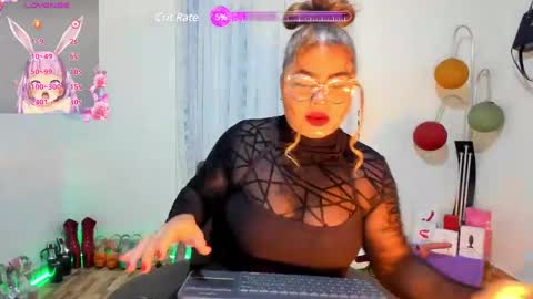Snapshot of violetmontana chatting on February 4, 11:05 am VIOLETA MONTANA online show from February 4, 11:05 am