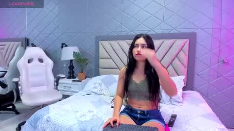 Violet Rousse online show from February 20, 1:40 pm