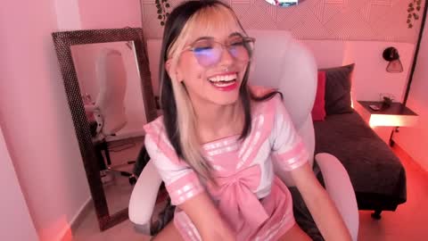 Violetta nur online show from December 18, 10:02 pm