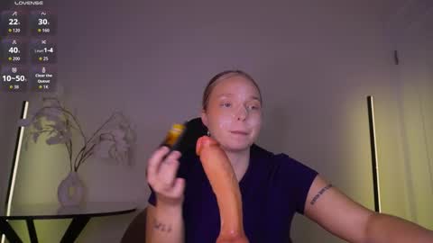 Snapshot of viollasinzz chatting on September 21, 11:42 am Violla online show from September 21, 11:42 am