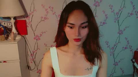 Pearl online show from October 1, 2:05 am