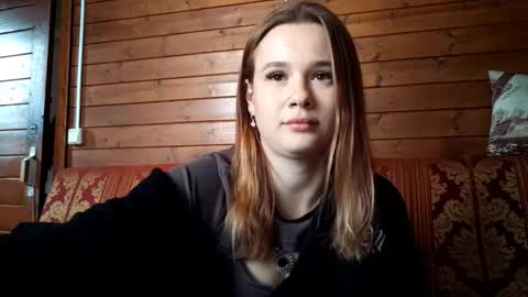 Snapshot of virgiehackney chatting on October 3, 1:16 pm Mia online show from October 3, 1:16 pm