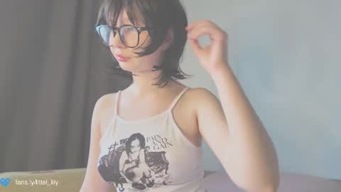 Snapshot of virgiin_lily chatting on September 11, 5:41 am  Lily  online show from September 11, 5:41 am