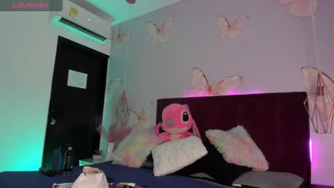 Viviana  online show from March 7, 12:39 am