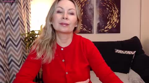 Vivian online show from October 6, 6:02 pm