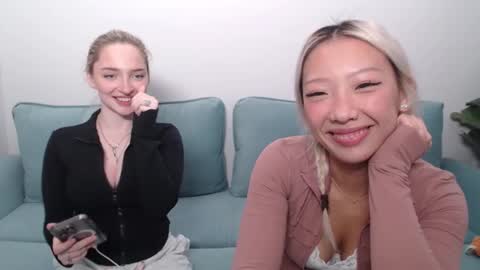 vivianwinters online show from November 25, 12:13 am