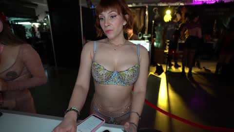 Whitney online show from February 1, 3:30 am