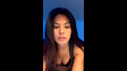 vixenblade online show from February 3, 6:40 am