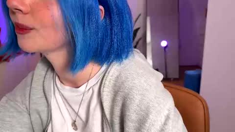 Polly  Online mostly at 9pm-2am UK Time online show from February 9, 6:16 pm