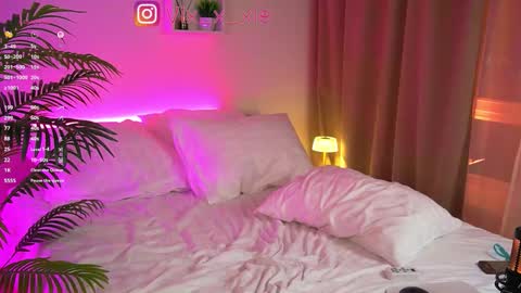 vixxxiee online show from November 13, 5:56 pm