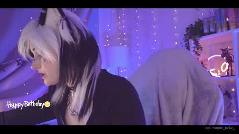 vronnier online show from February 22, 6:59 pm