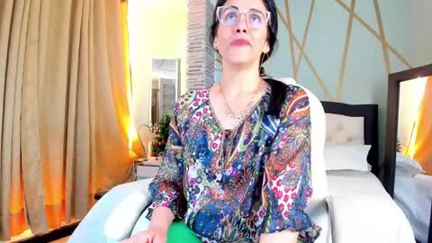 Wanda online show from December 16, 5:43 pm