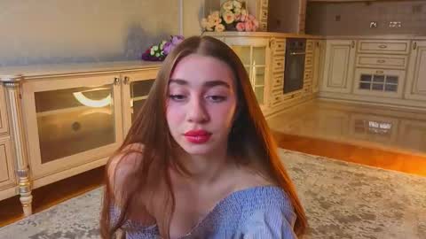 hello guys im Lilian online show from October 31, 3:19 am