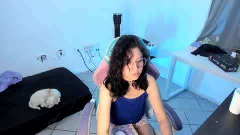 Snapshot of wandadoll chatting on February 7, 9:48 pm Wanda online show from February 7, 9:48 pm