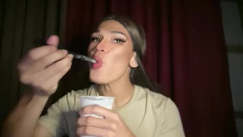 LIZA online show from April 4, 5:01 pm