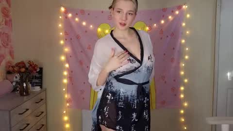 Kate online show from March 2, 5:12 am