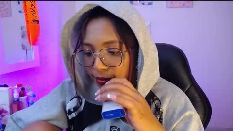 EMILY online show from February 7, 9:13 am