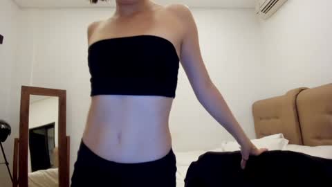 June online show from February 1, 8:05 pm