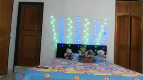 warrior_xena online show from February 11, 7:05 pm