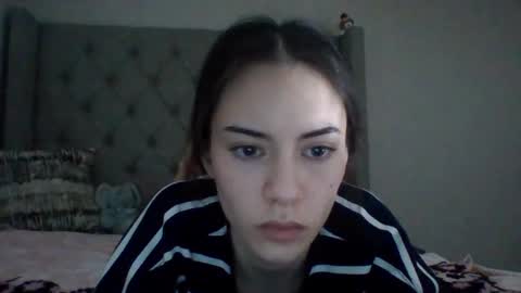 wasiancutie online show from March 2, 5:52 am