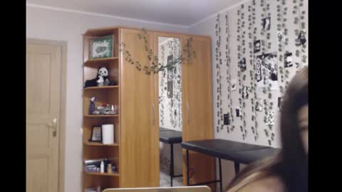 Mina online show from November 19, 9:48 pm