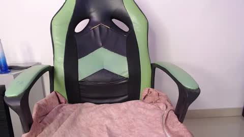 Trixie 3 online show from January 31, 7:11 pm