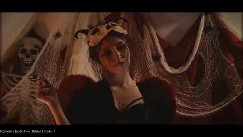 Coraline online show from October 31, 6:23 pm