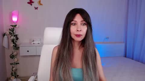 Wendi Foster online show from February 27, 4:21 pm