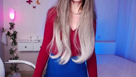 Wendi Foster online show from December 18, 7:41 pm