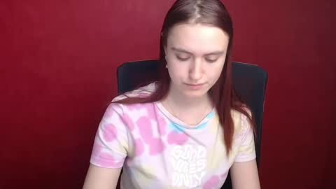 Snapshot of wendy_say_ chatting on December 9, 7:18 pm Wendy online show from December 9, 7:18 pm