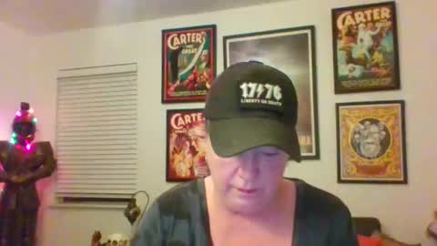 WendyCU online show from December 17, 7:23 am