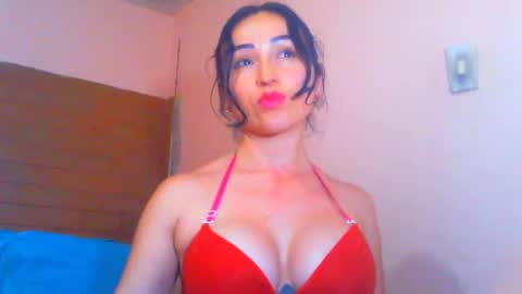 Snapshot of wenndy_ardent chatting on January 11, 9:15 pm TaTis online show from January 11, 9:15 pm