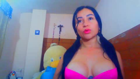Snapshot of wenndy_ardent chatting on January 31, 12:18 pm TaTis online show from January 31, 12:18 pm