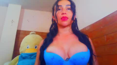 Snapshot of wenndy_ardent chatting on February 7, 8:53 pm TaTis online show from February 7, 8:53 pm