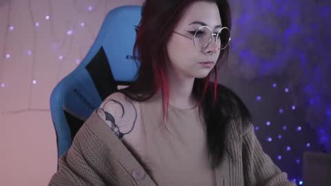 little girl who is always rightLisa online show from January 25, 2:37 am