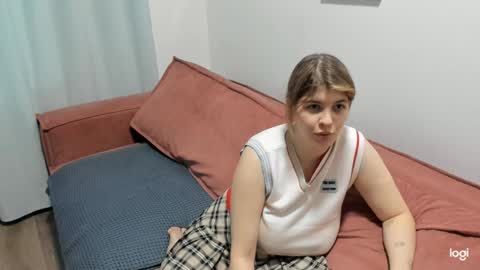 Snapshot of wet_eyyyelashes chatting on January 28, 10:02 am   online show from January 28, 10:02 am