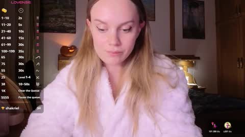 Lana online show from October 21, 7:29 pm