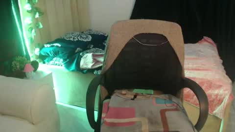 lucy online show from October 25, 7:10 pm