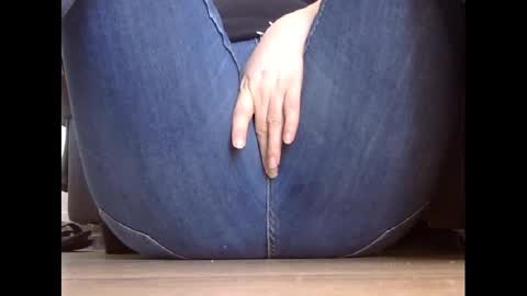 wet_pants2022 online show from March 3, 1:48 pm