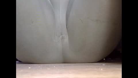 wet_pants2022 online show from February 24, 8:58 am