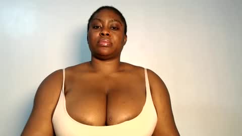 Snapshot of wet_pussyy24 chatting on September 25, 3:38 am lily online show from September 25, 3:38 am