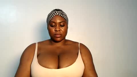 Snapshot of wet_pussyy24 chatting on October 2, 12:59 am lily online show from October 2, 12:59 am